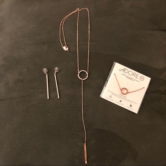 Jewelry - Rose gold jewelry set earrings,necklace, bracelet